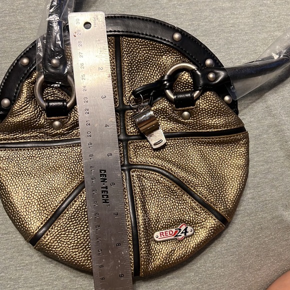Basketball ๐ Handbag SUPER CUTE! Good for Game Day! - Picture 5 of 5